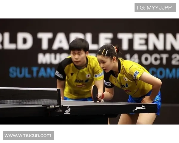 羽毛球赛事观众互动机制与赛事氛围塑造的创新路径与实践探讨 羽毛球赛事观众互动机制与赛事氛围塑造的创新路径与实践探讨